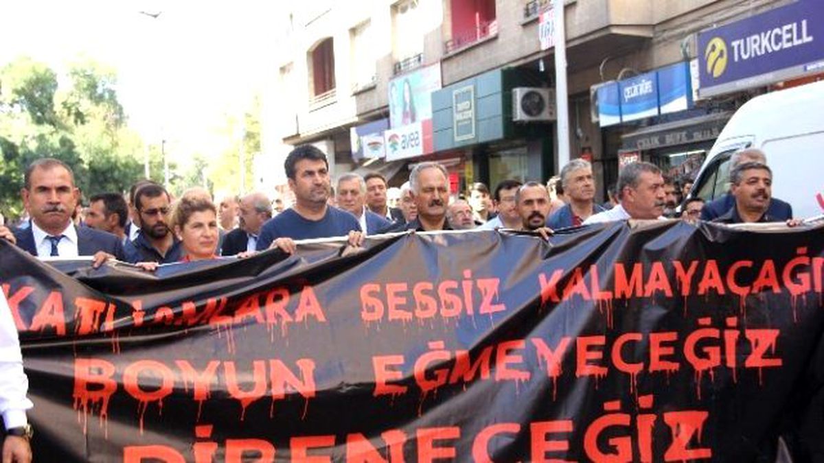 Ankara\'da Ki; Terör Saldırısına Tepki Yürüyüşü