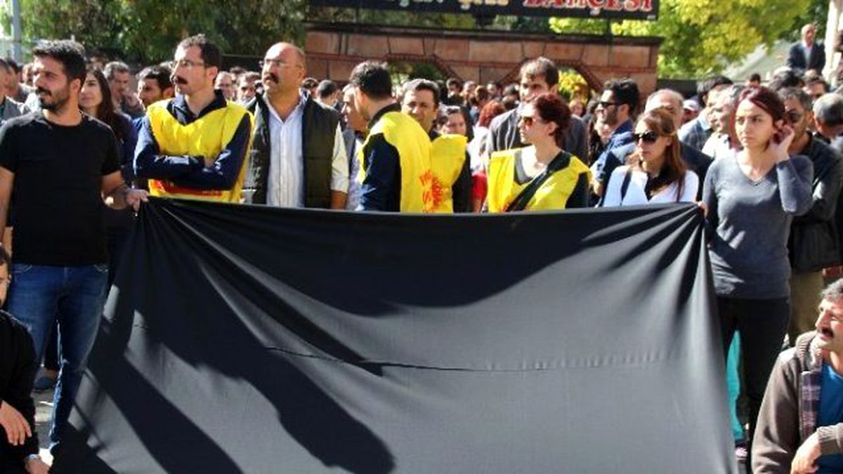 Ankara\'daki Patlama Varto\'da Protesto Edildi