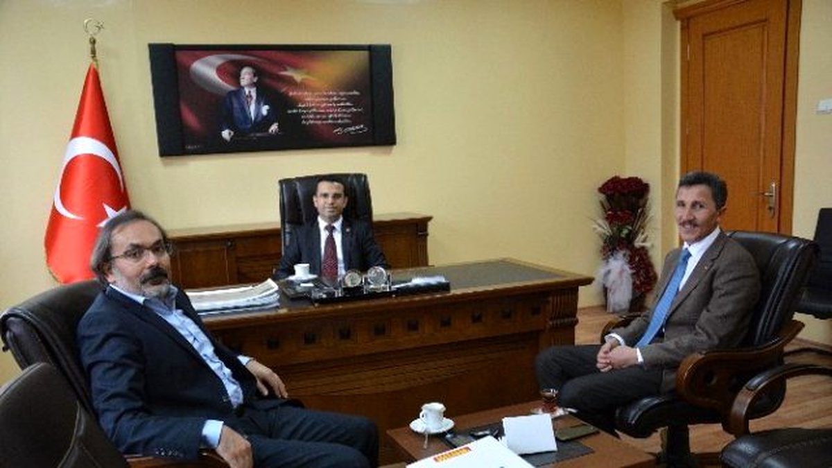 Başkan ve İş Adamı Kaymakamı Makamında Ziyaret Etti