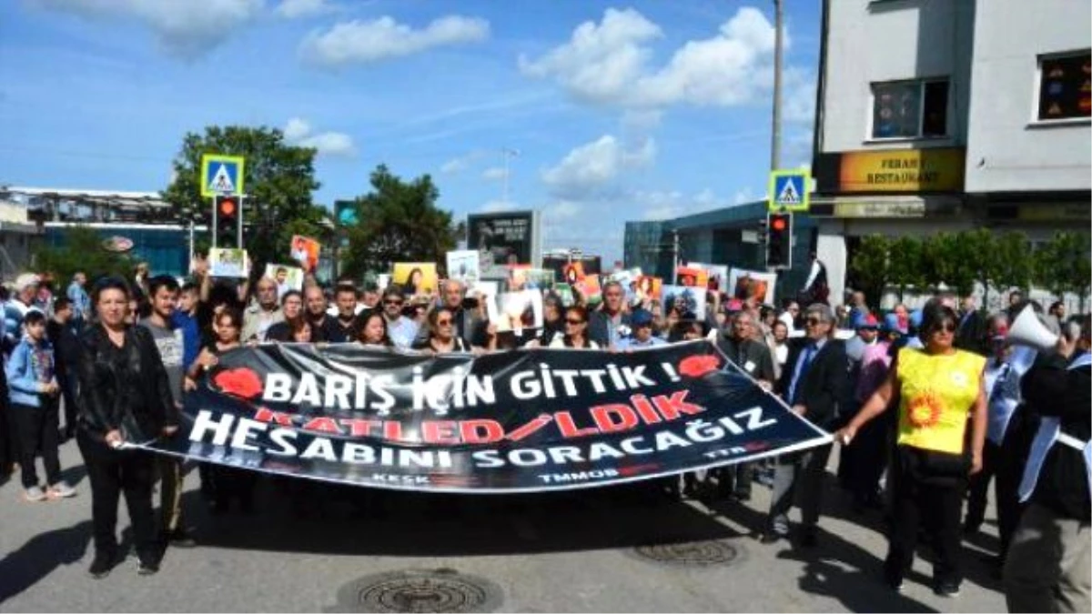 Bursa\'da Sivil Toplum Kuruluşları Teröre Tepki İçin Yürüdü