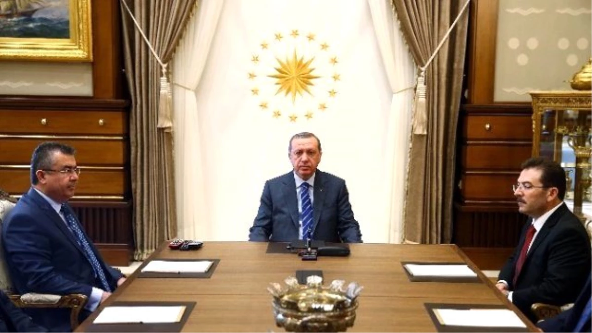 Cumhurbaşkanı Erdoğan, İçişleri Bakanı Altınok ve Emniyet Genel Müdürü Lekesiz\'i Kabul Etti
