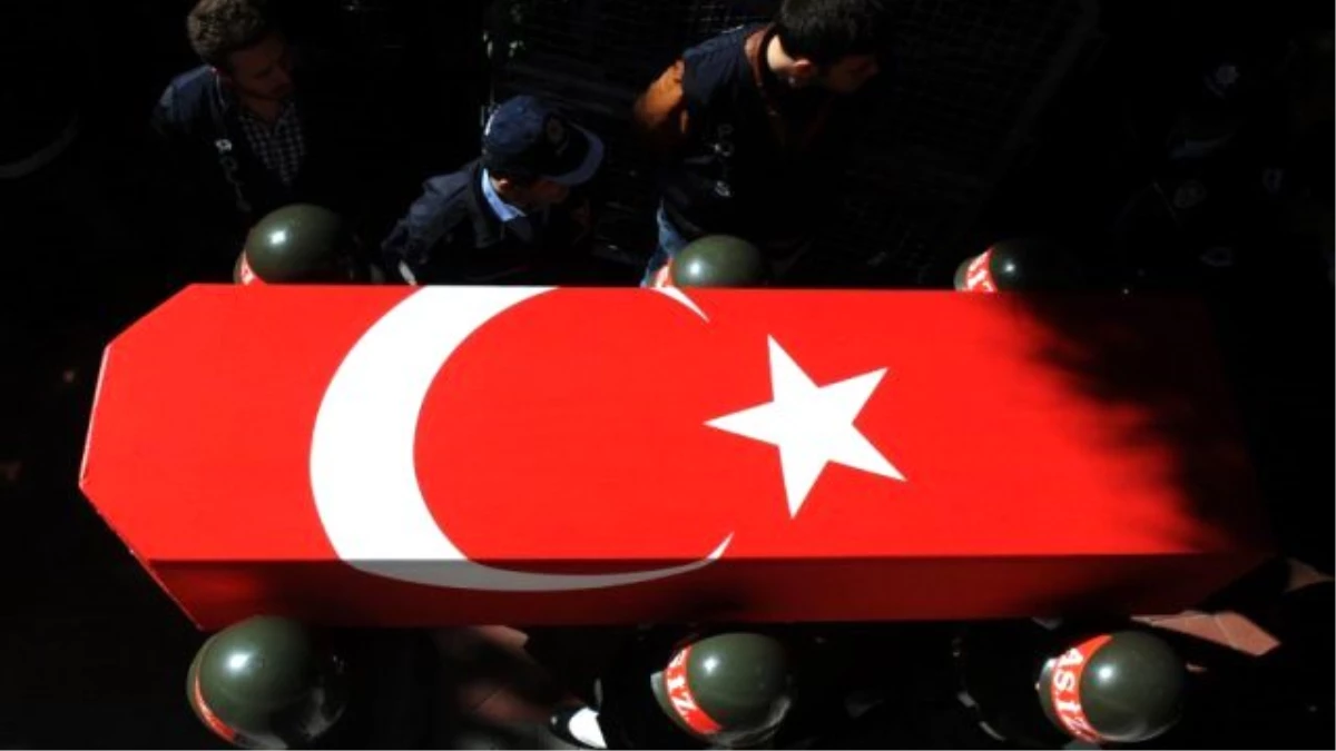 Diyarbakır\'da Polise Saldırı: 1 Şehit