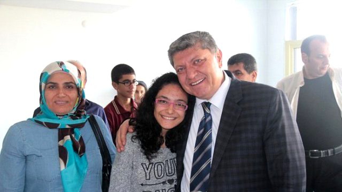 Emniyet Personelinin Başarılı Çocuklarına Ödül