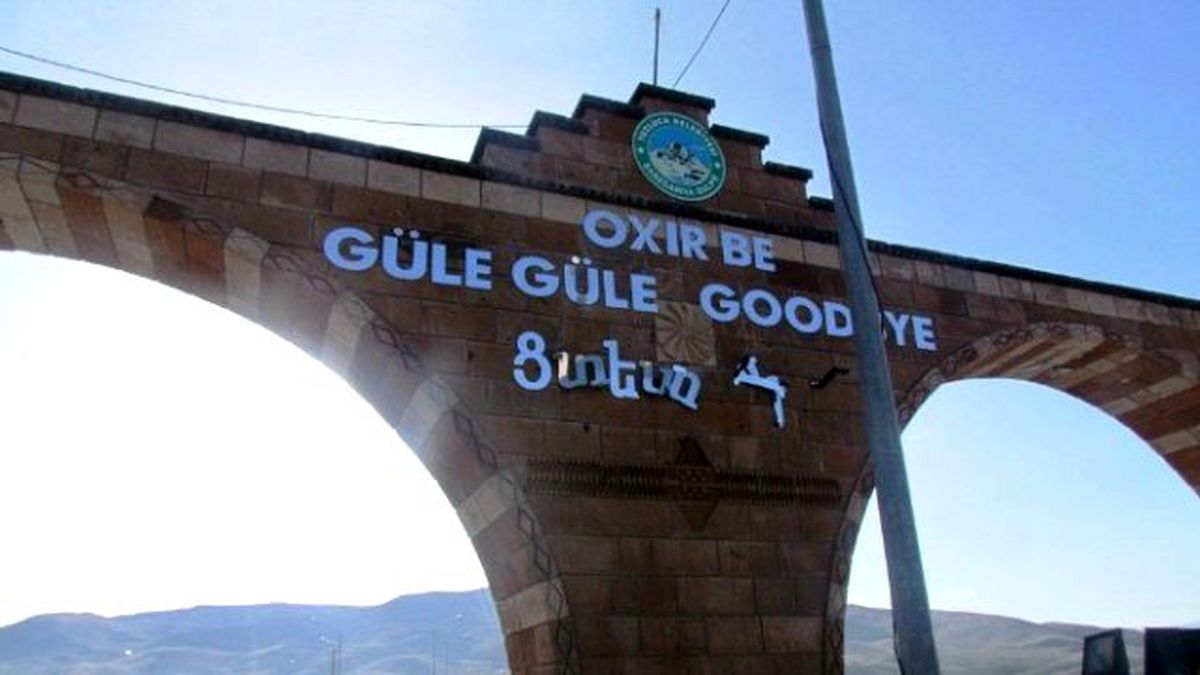 Ermenice Yazılı Tabelaya Saldırı