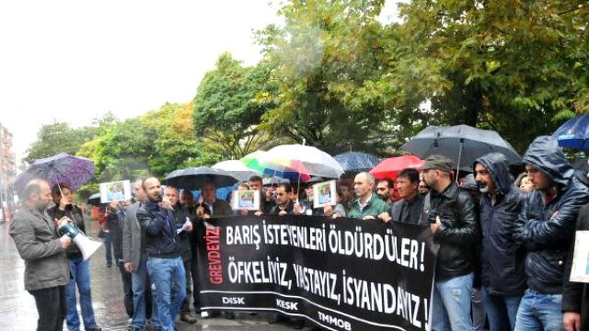 Eskişehir\'de Teröre Tepki Yürüyüşü
