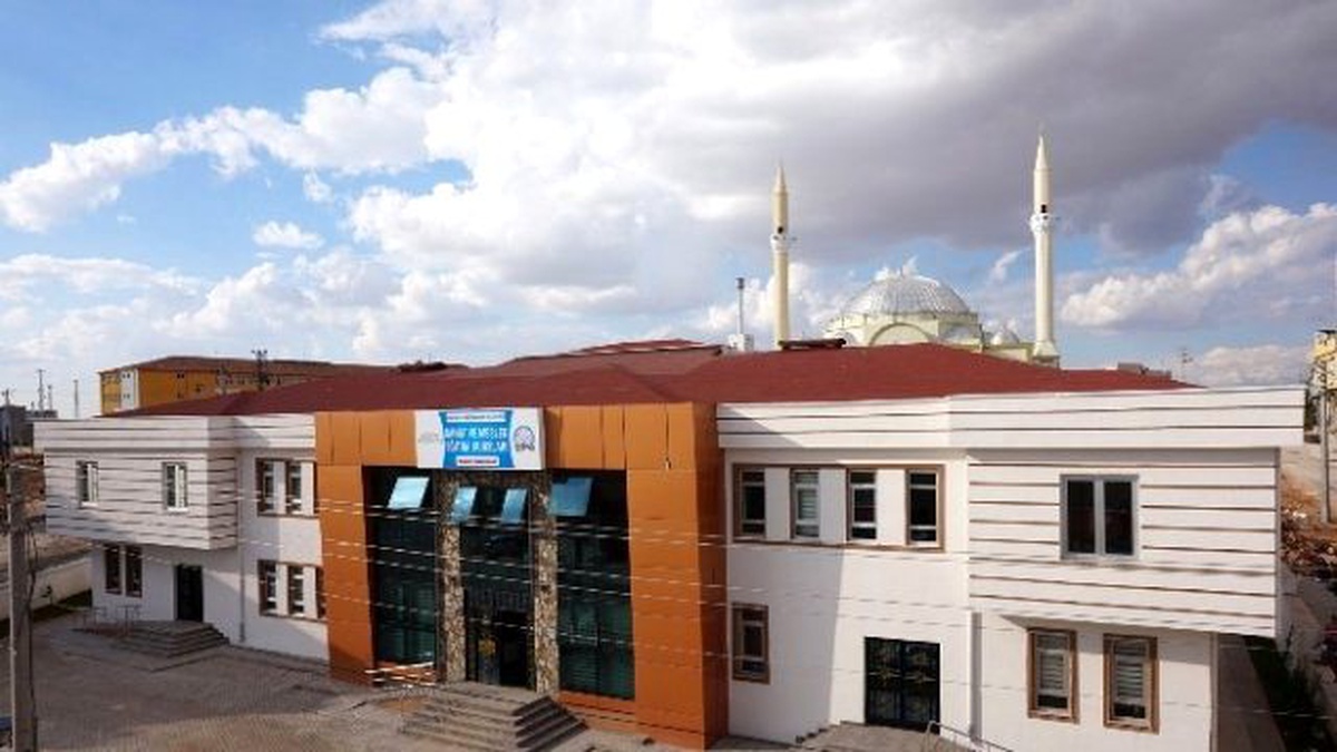 Gaziantep Büyükşehir Belediyesi, Son 1 Yılda Gaziantep\'e 25 Sosyal Tesis Kazandırdı