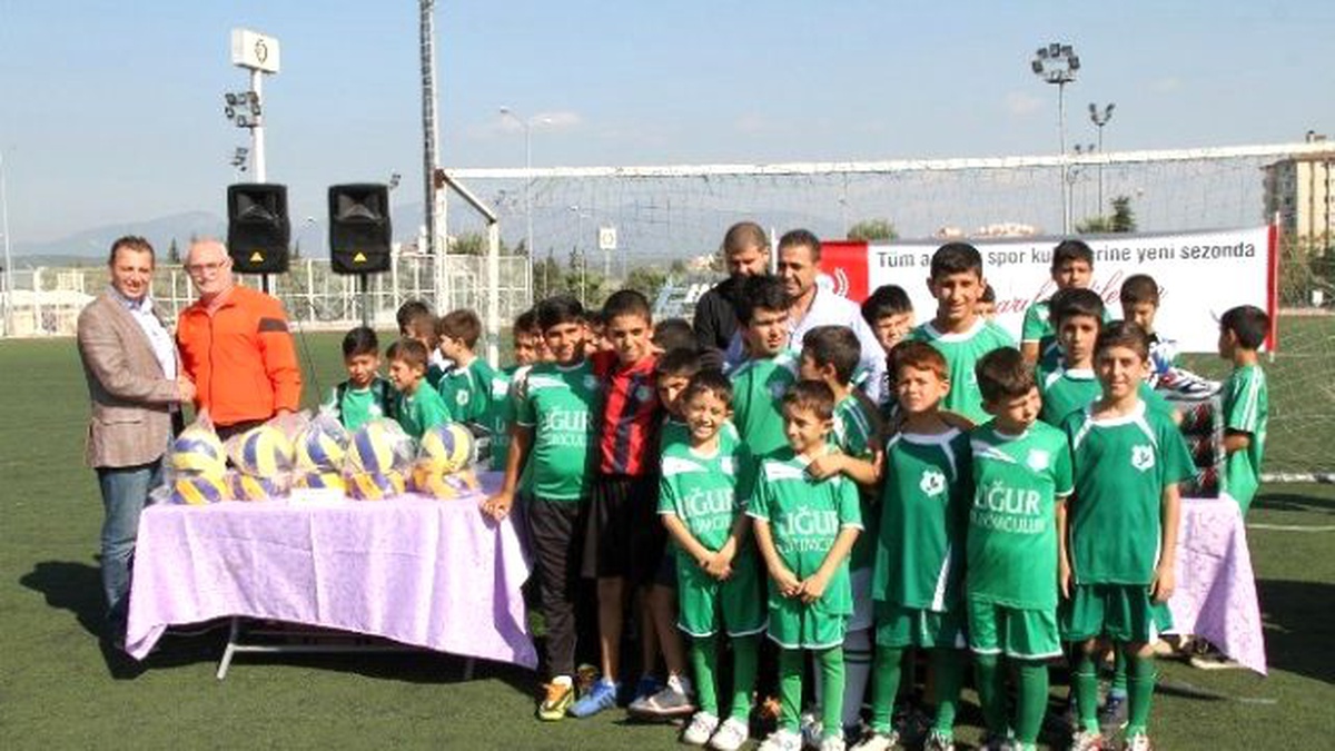 Gaziemir Belediyesi\'nden Amatör Kulüplere Destek