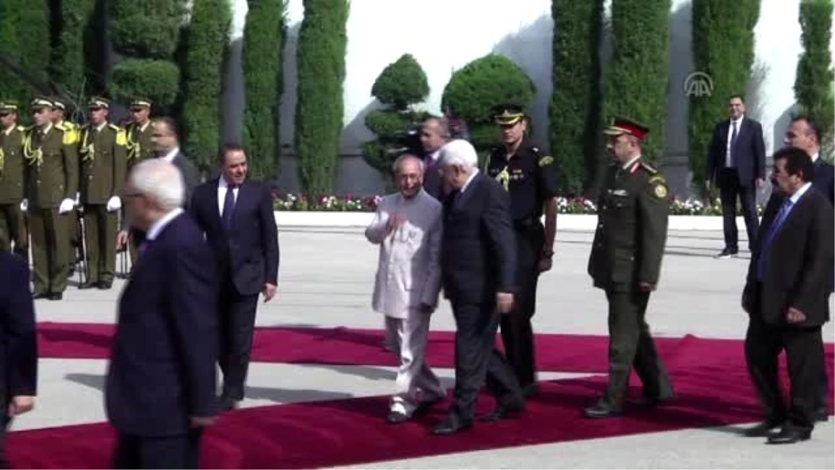 Hindistan Cumhurbaşkanı Mukherjee, Ramallah\'ta