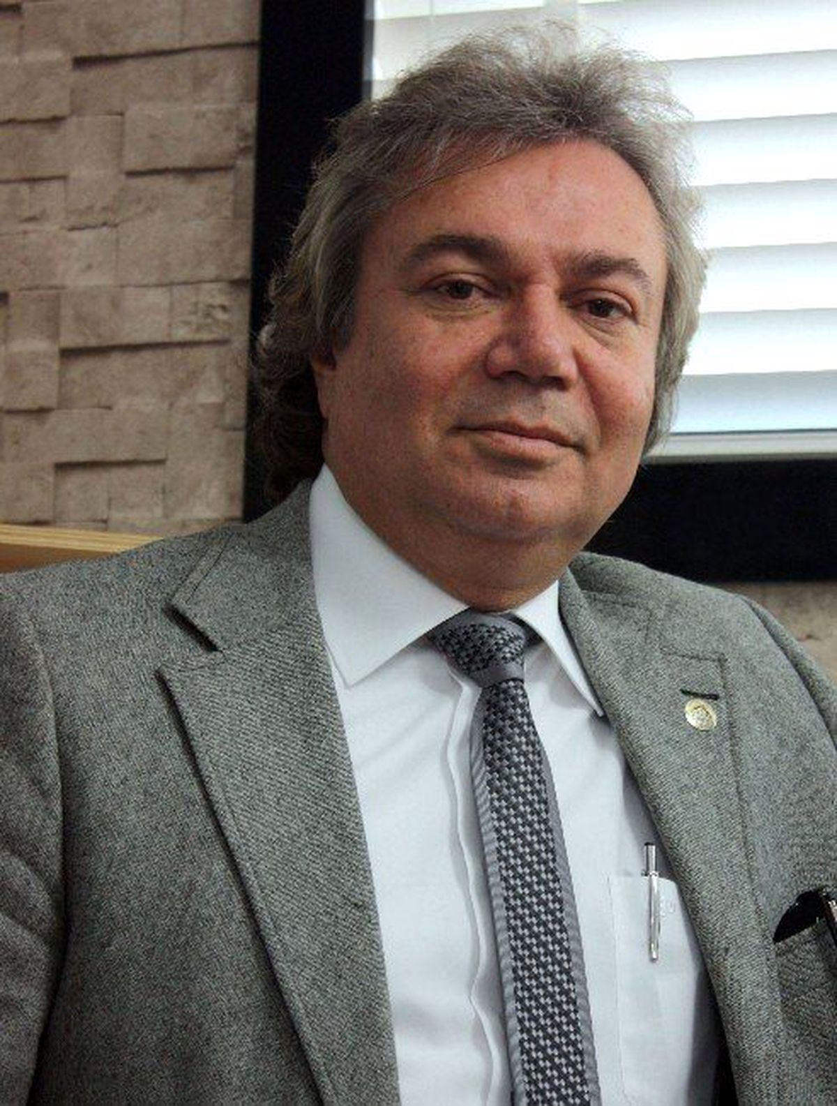 İş Dünyasından İş Adamı Akkurt\'a Baş Sağlığı Mesajı
