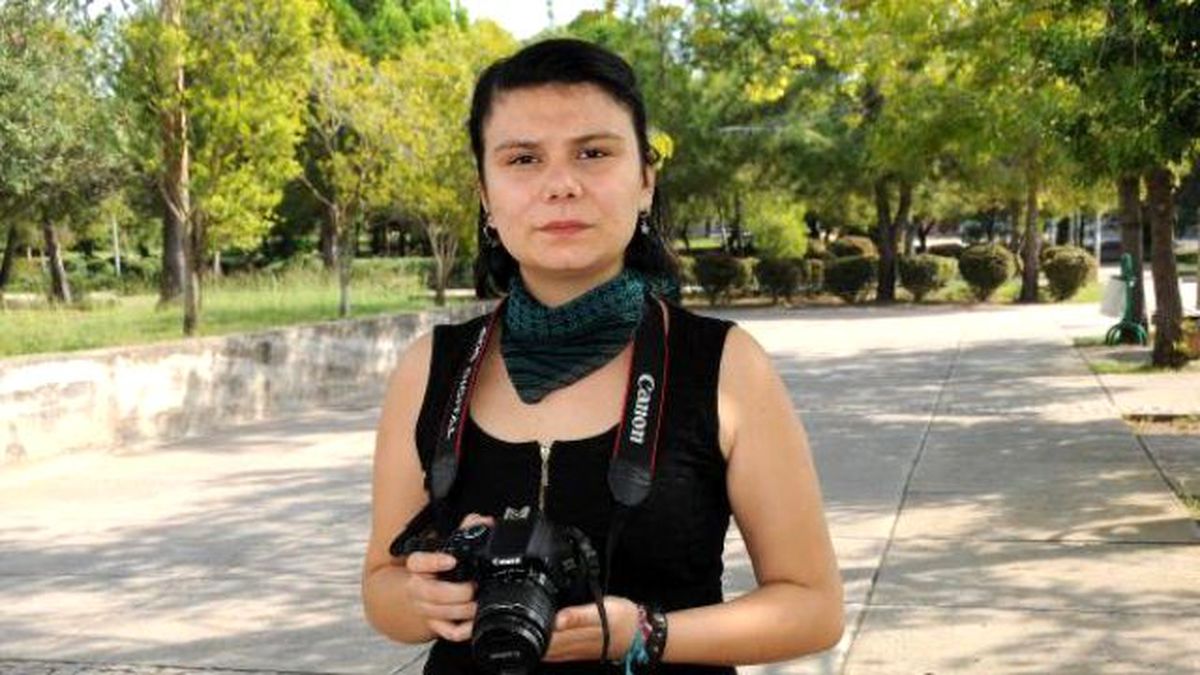 O Görüntüyü Çeken Üniversiteli Melike: Ben Halayı Çekerken Patlama Kadrajıma Girmiş