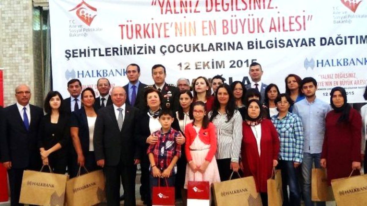 Şehit Çocuklarına Bilgisayar