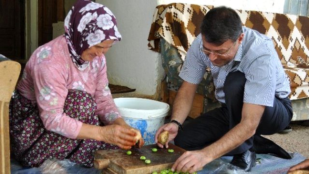 Silifke Belediyesi 88 Mahalleye Hizmet Götürüyor