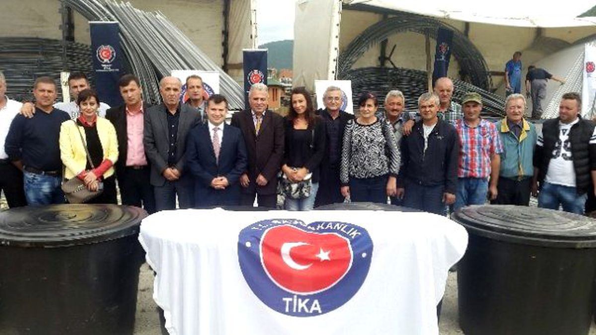 Tika\'dan Sırbistan\'da 30 Aileye Sera ve Ekipman Desteği