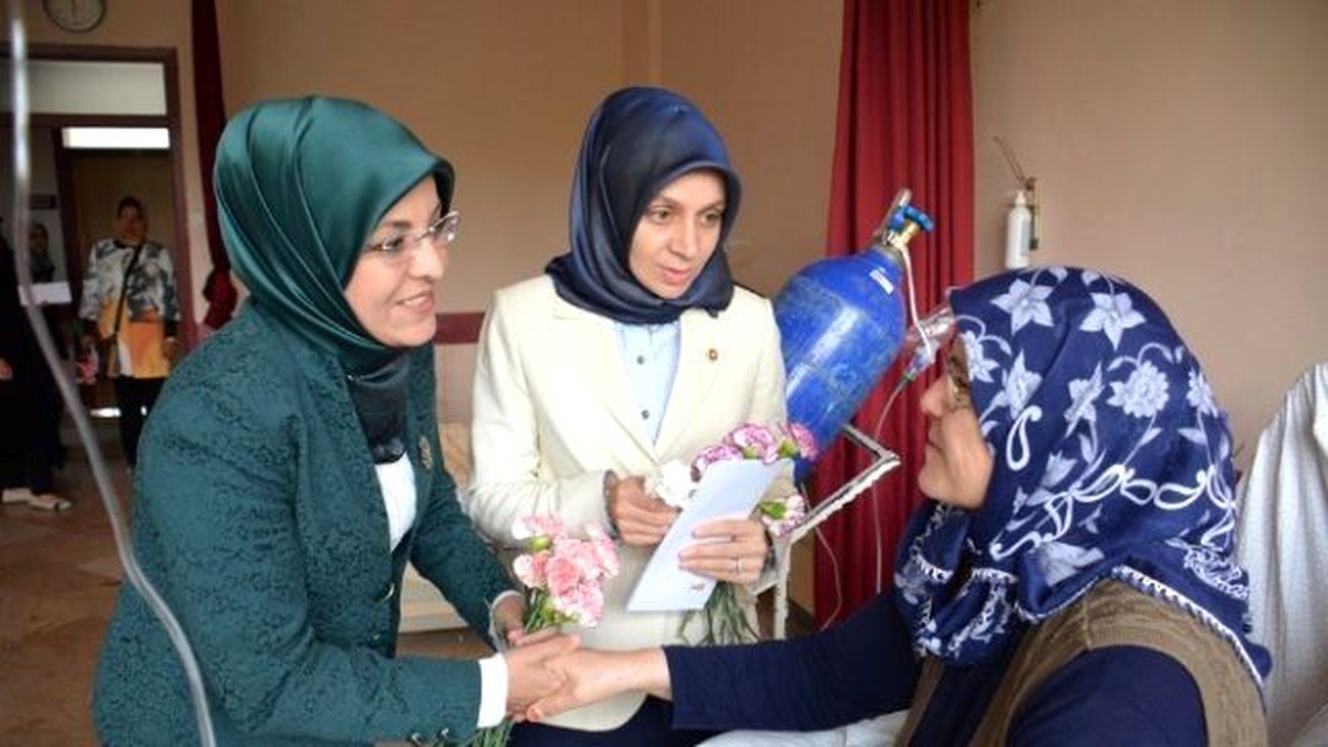 AK Parti Konya Milletvekili Adayı Şahin Hasta Ziyareti Yaptı