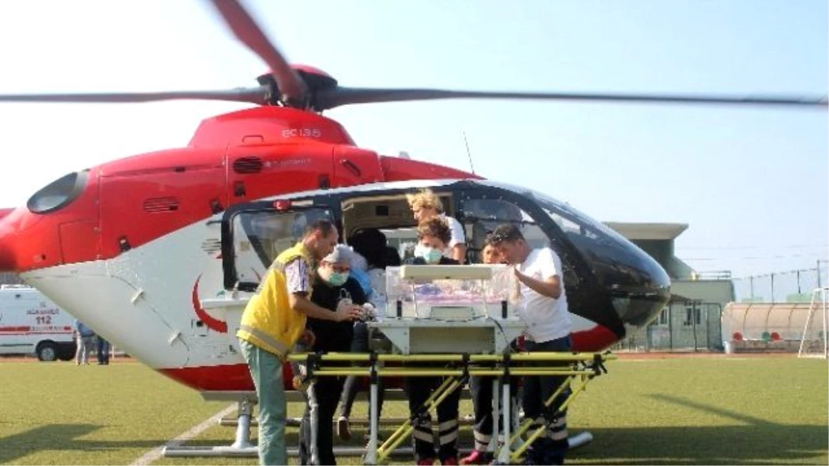 Ambulans Helikopter Can Kurtarmaya Devam Ediyor