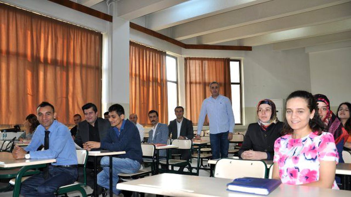 Batman Üniversitesinde Memur Eğitimi