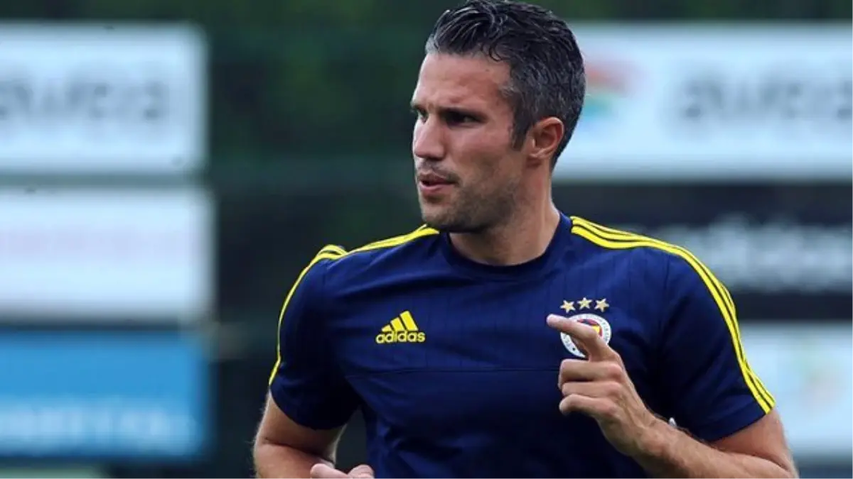 İngilizlere Göre Van Persie Fenerbahçe\'de Başarısız