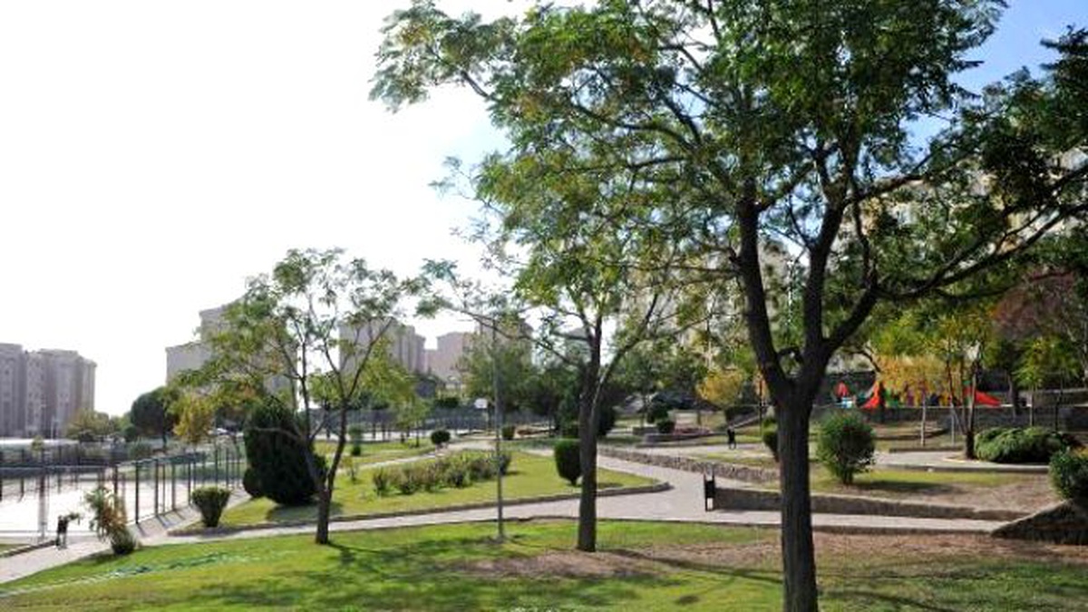 Karşıyaka\'ya \'Barış Şehitleri- Genç Fidanlar Parkı\'