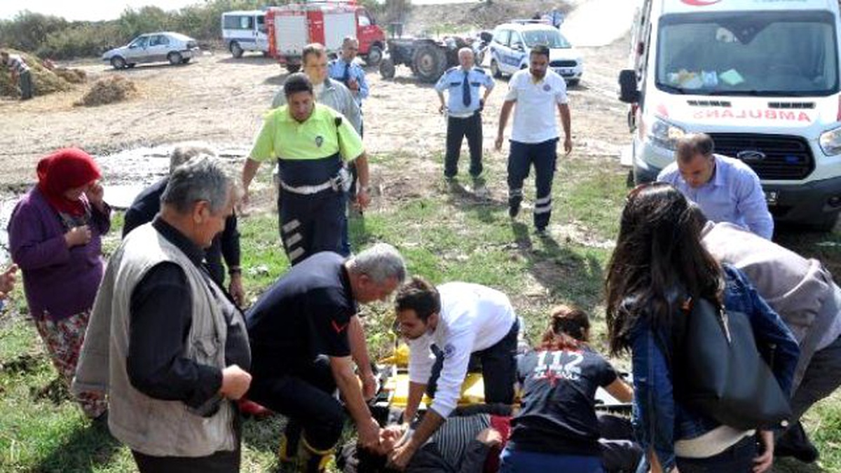Kazada Yaralanan Sürücüye Yoldan Geçen Ambulans Müdahale Etti