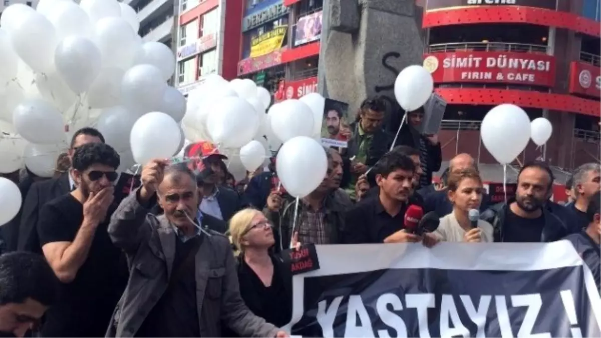 Terör Saldırısını Protesto Eden Gruplar Kızılay\'a Yürüdü