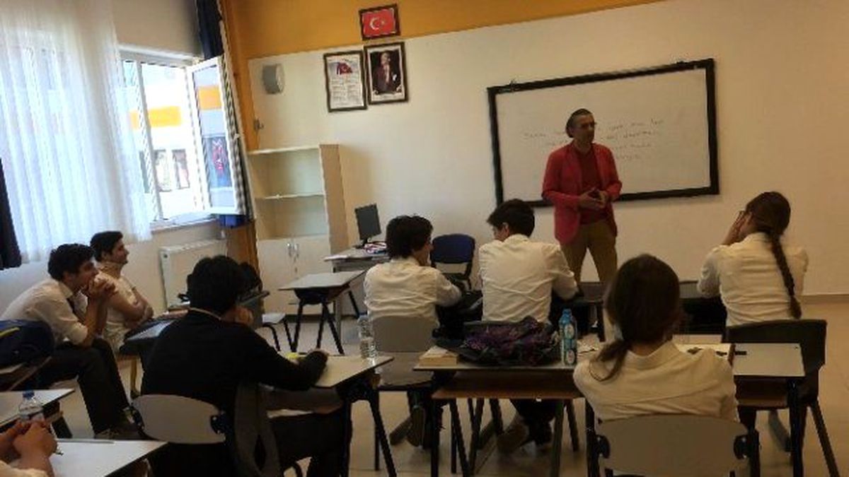 Yrd. Doç Süleyman Aydın, Ted Koleji\'nde Felsefe Dersine Konuk Oldu