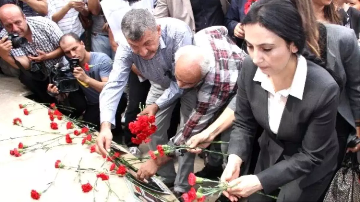 Yüksekdağ: "Barış İçin Direniyoruz, Barış İçin Yürüyoruz"