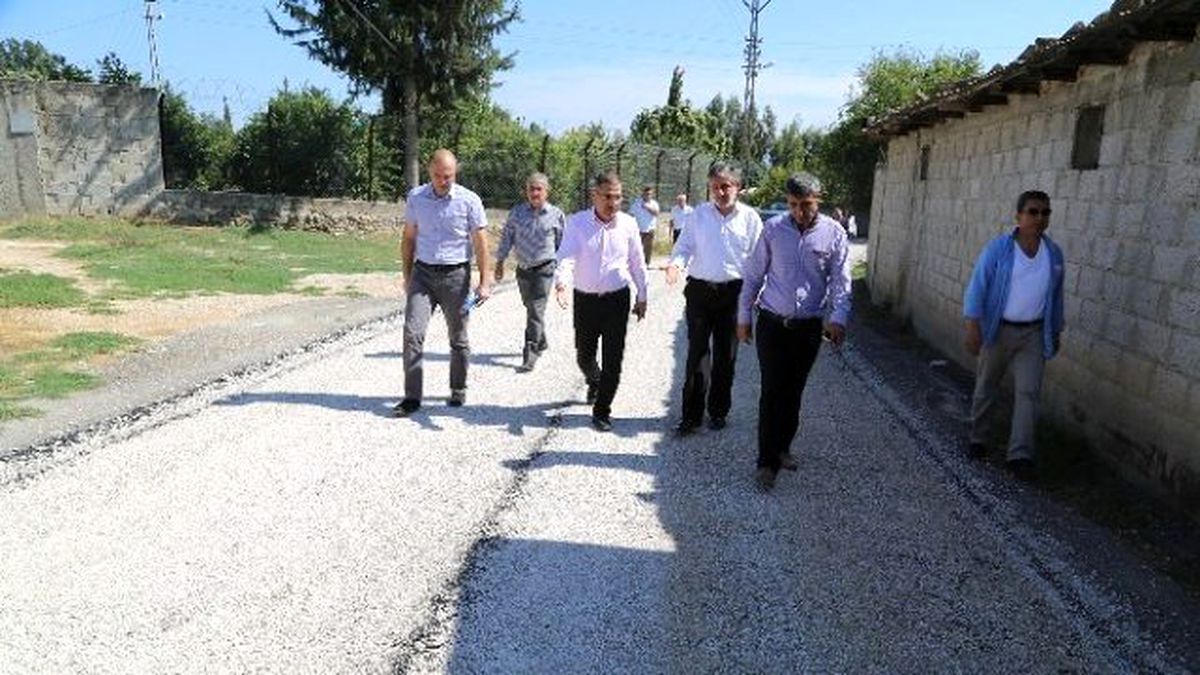 Yüreğir'de Köy Yolları Yenileniyor