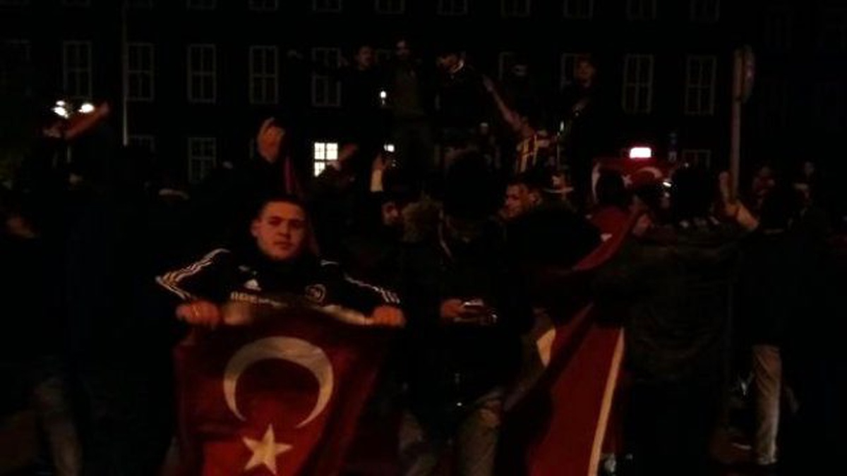 Almanya\'daki Türklerin Milli Sevinci