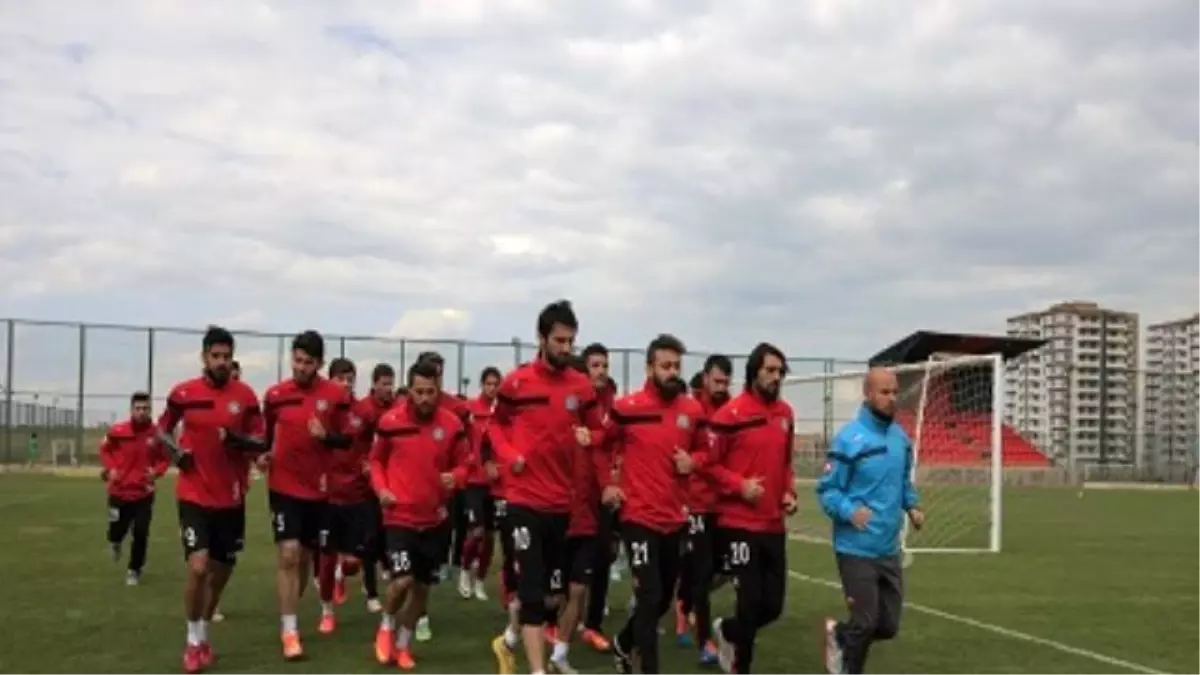 Amedspor\'da Tarsus İdman Yurdu Mesaisi