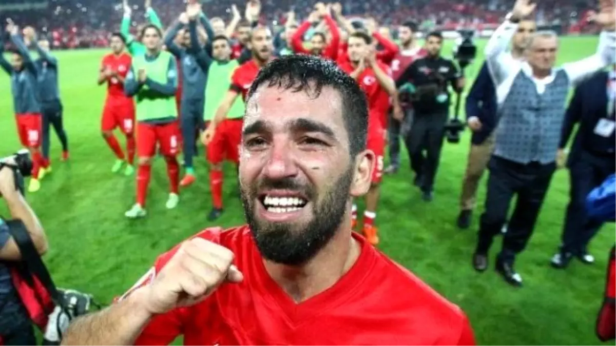 Arda Turan\'ın Mutluluk Gözyaşları