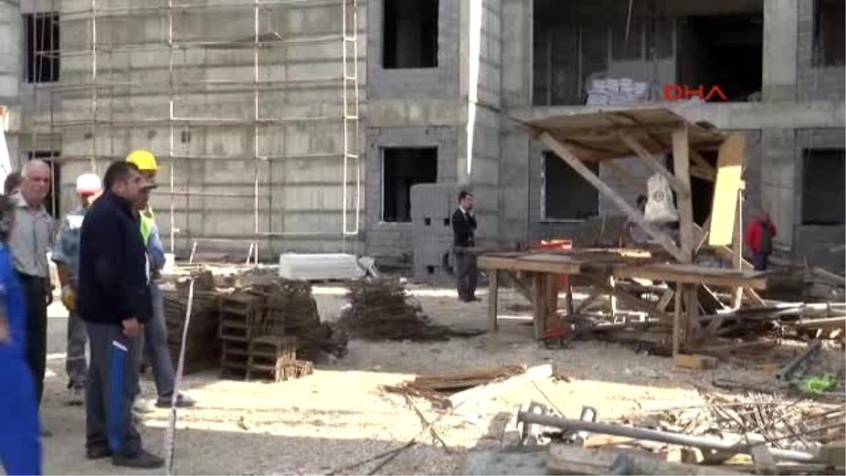 Baü Tıp Fakültesi Hastanesi Ek Binası İnşaatında Çatı Faciası