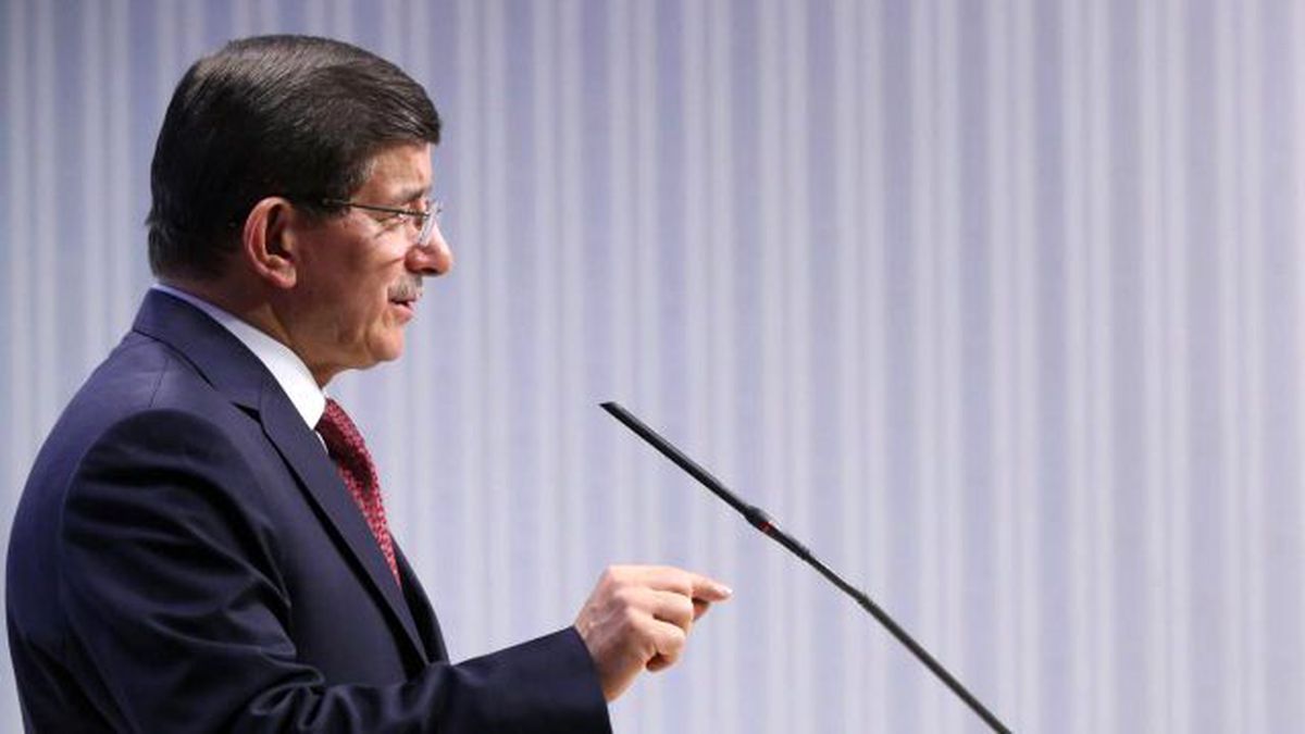 Davutoğlu: Ankara Saldırısında IŞİD ve PKK'nın Parmağı Var