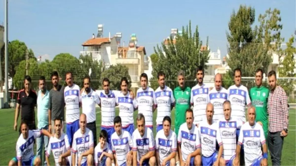 Diyarbakır Sanayi Efes Cup\'ta Şampiyon Oldu