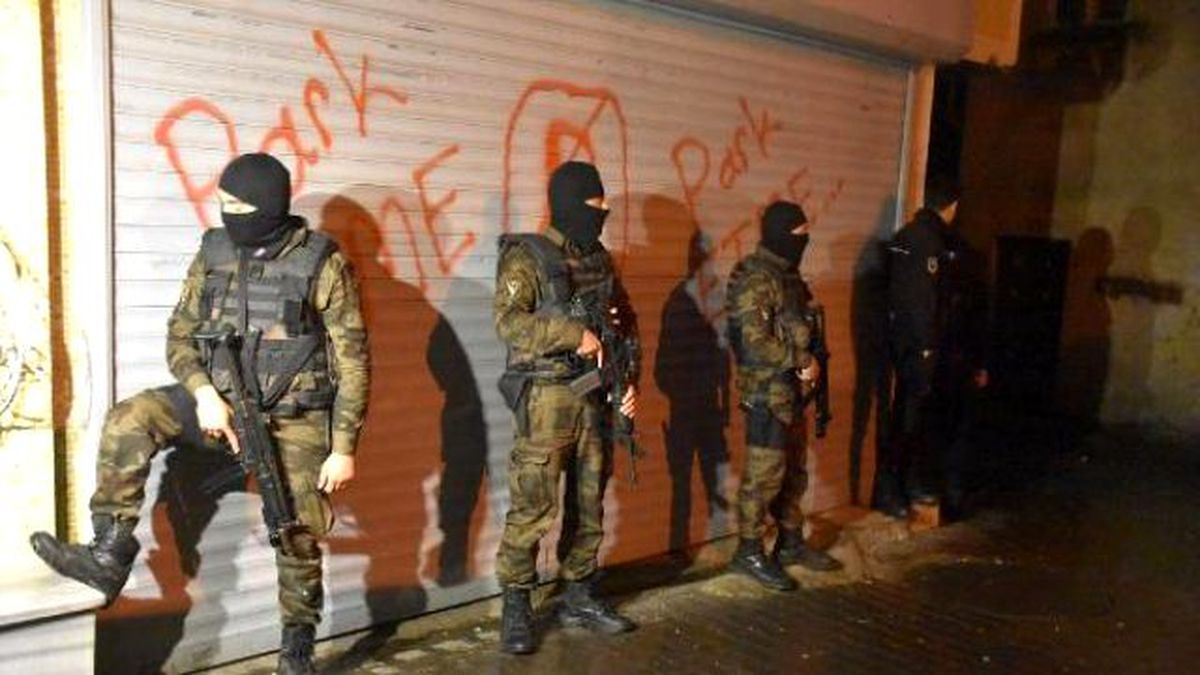 İstanbul\'da Şafak Operasyonu