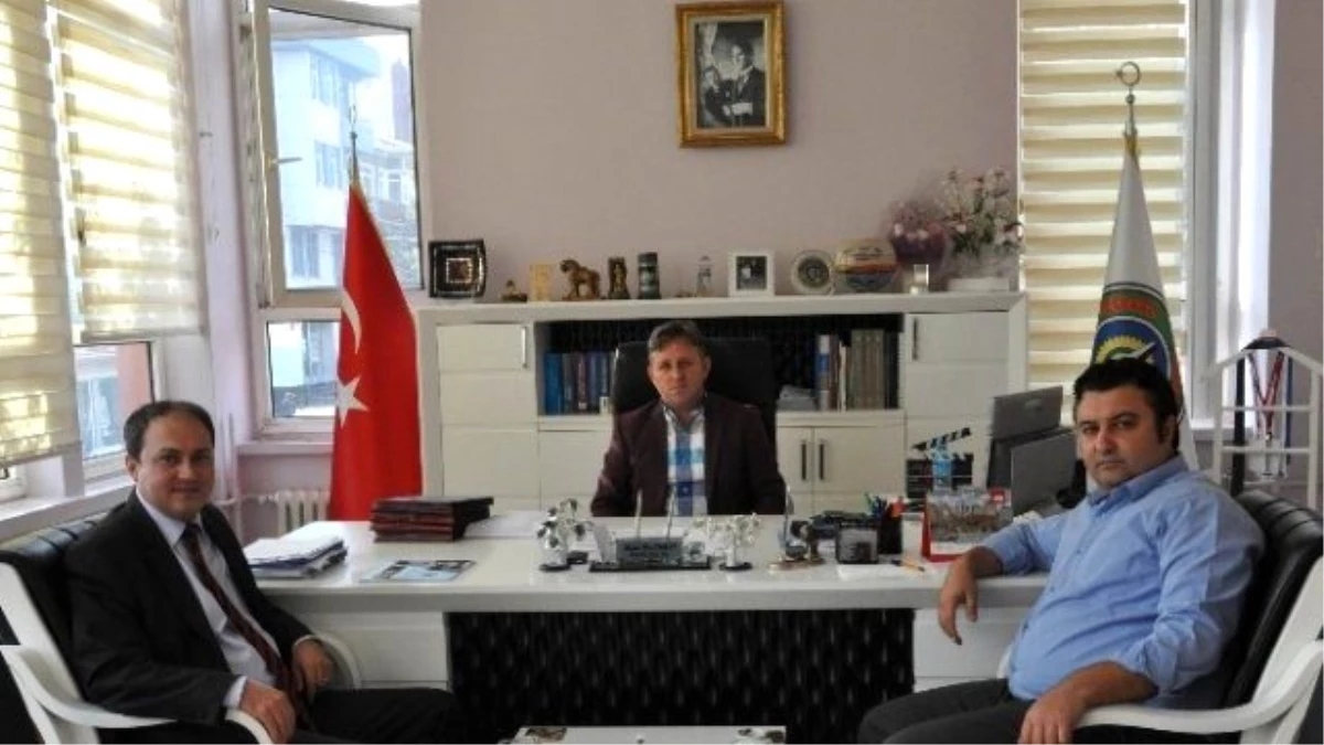 Malkara Kaymakamı Altın\'dan Belediye Başkanı Yurdakul\'a Nezaket Ziyaret