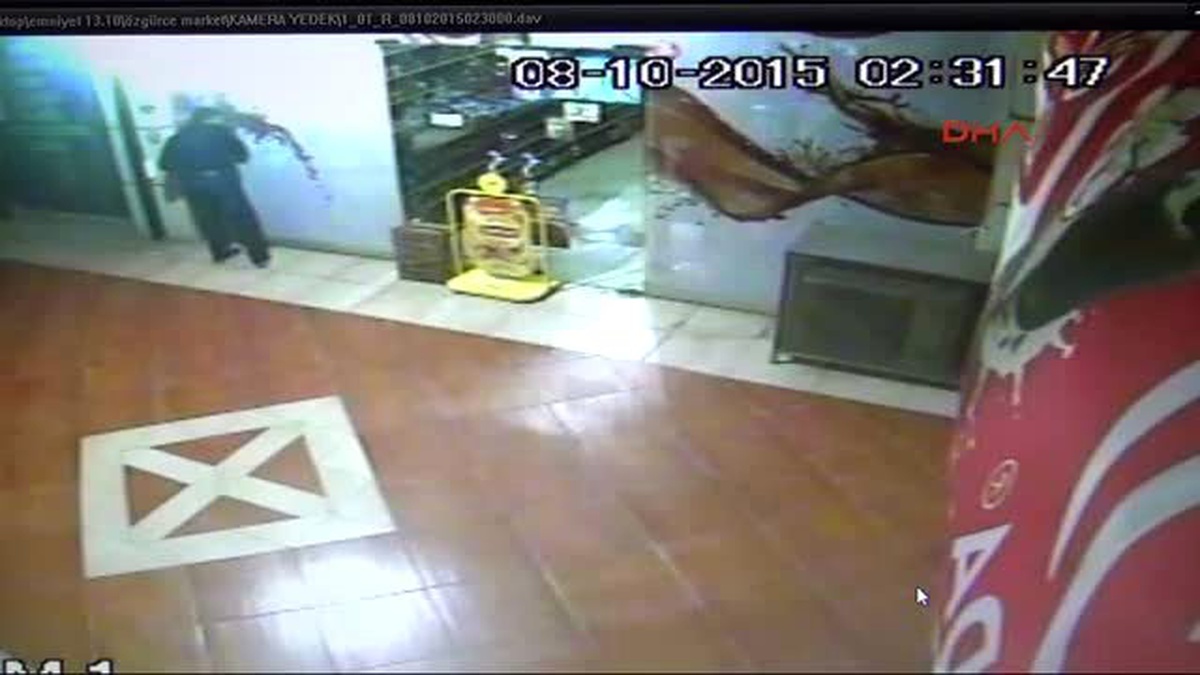 Mersin - Maskeli Hırsızlar Önce Kameraya, Sonra Polise Yakalandı