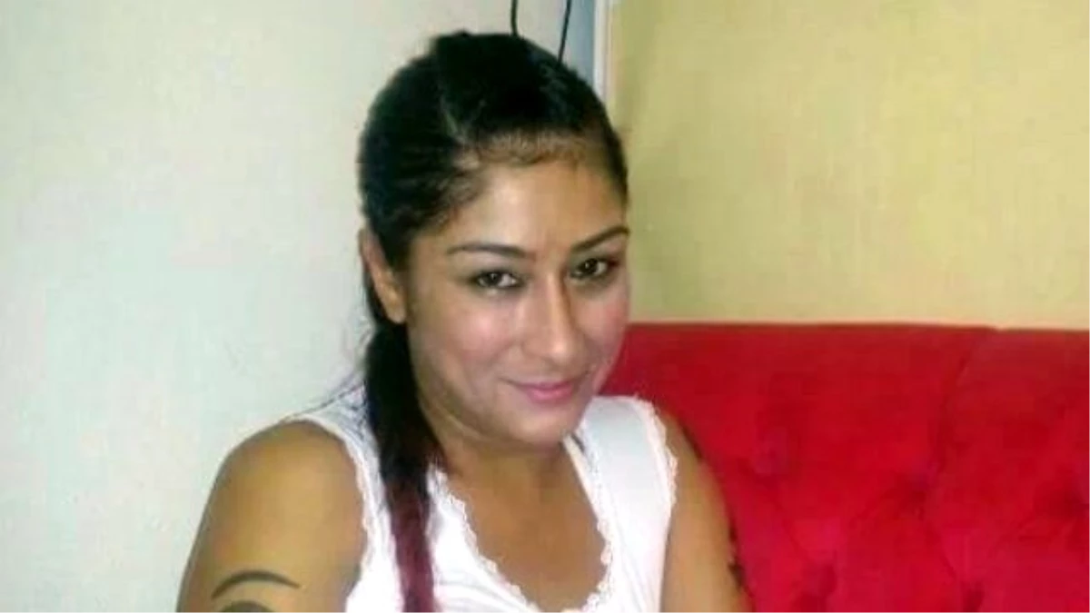 Öldürülen Kadının Cenazesi Cezaevindeki Kocası İçin Bekletiliyor