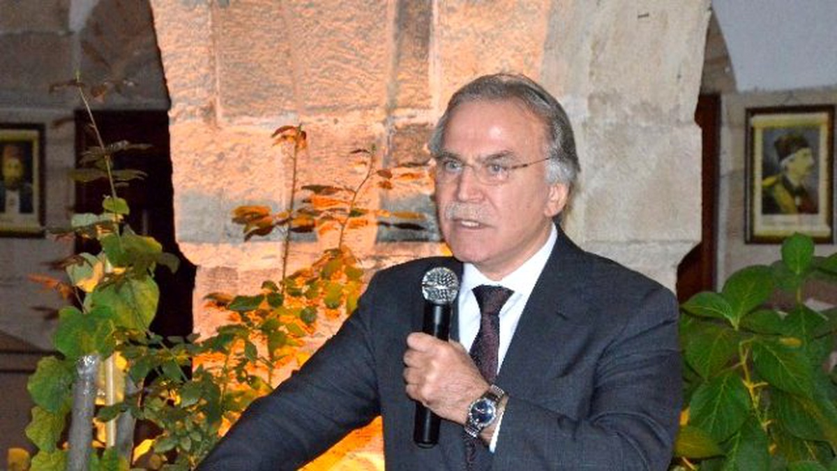 Ak Partili Şahin: "Bizi Koalisyon Ortağı Aramaya Mecbur Bırakmayın"