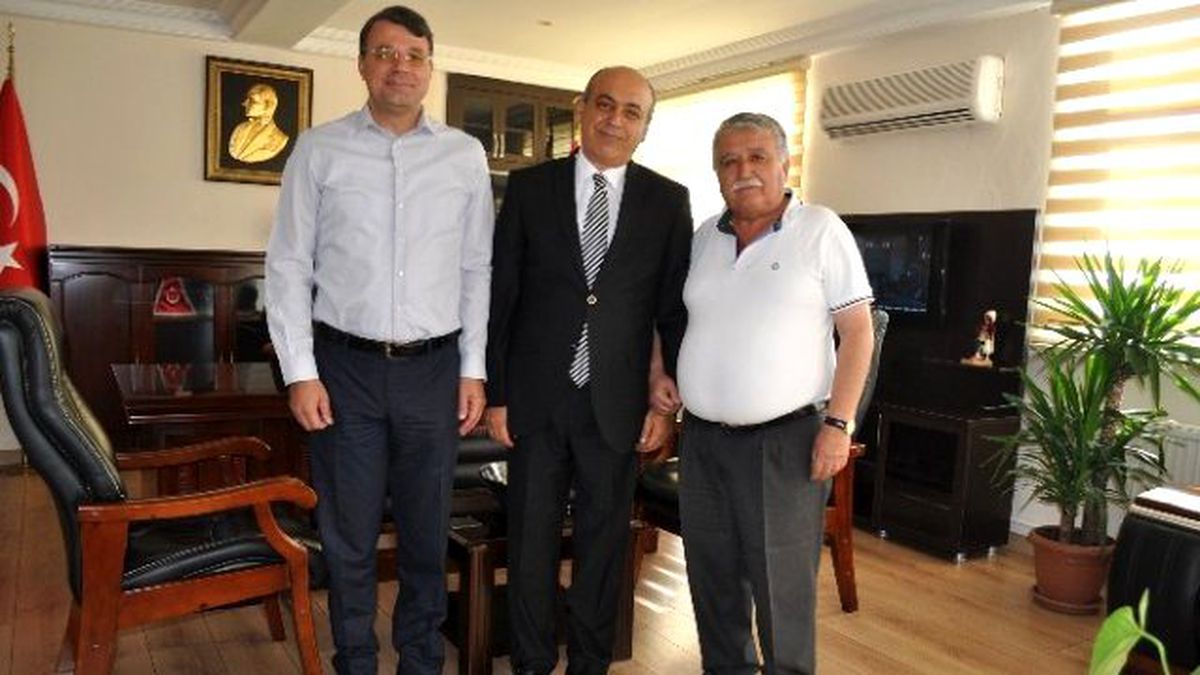 Başkan Turgut\'tan İzmir\'e Hayırlı Olsun Ziyareti
