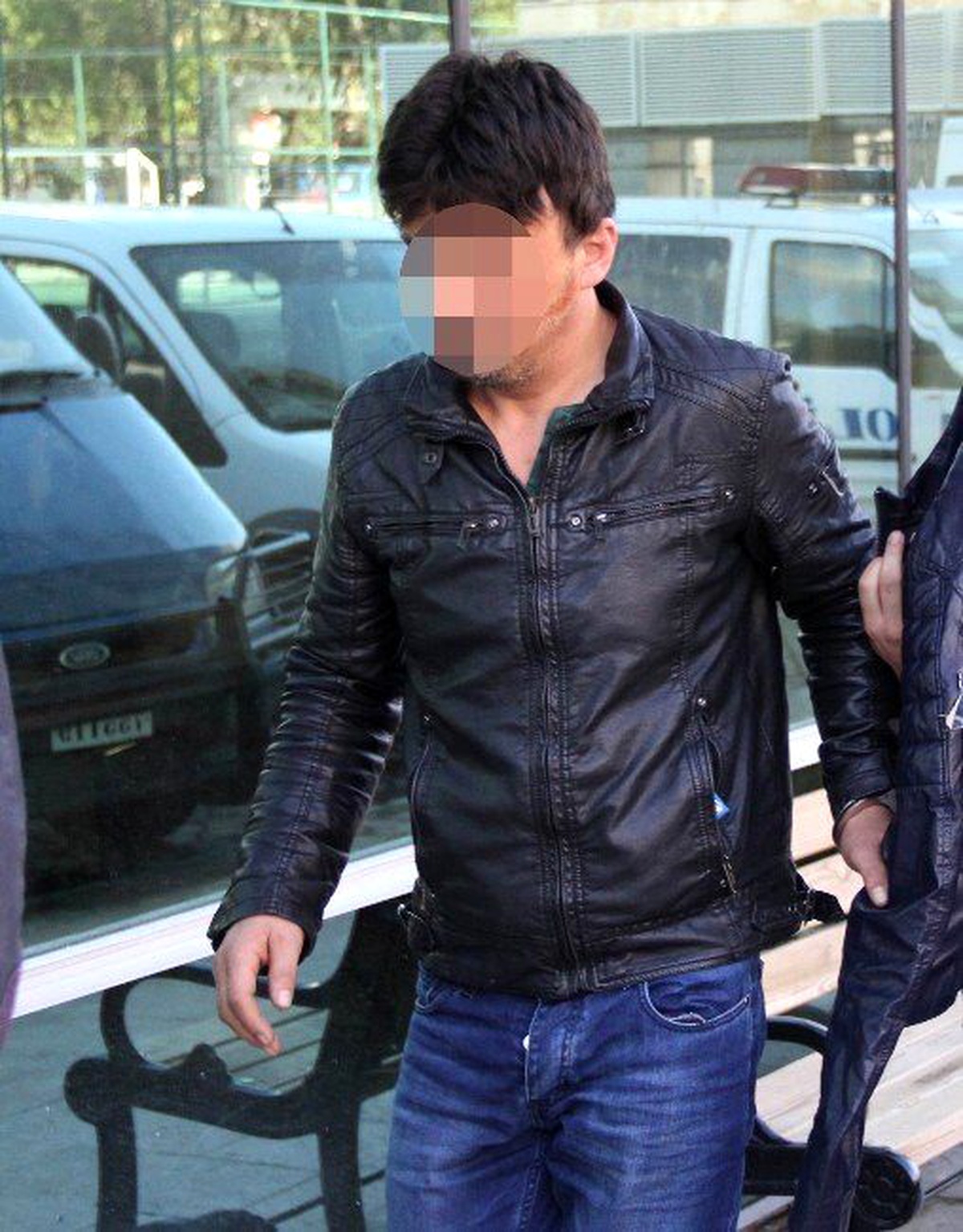 Çalıştığı İş Yerinden Hırsızlık Yaptı, Vicdanı Sızladı Teslim Oldu