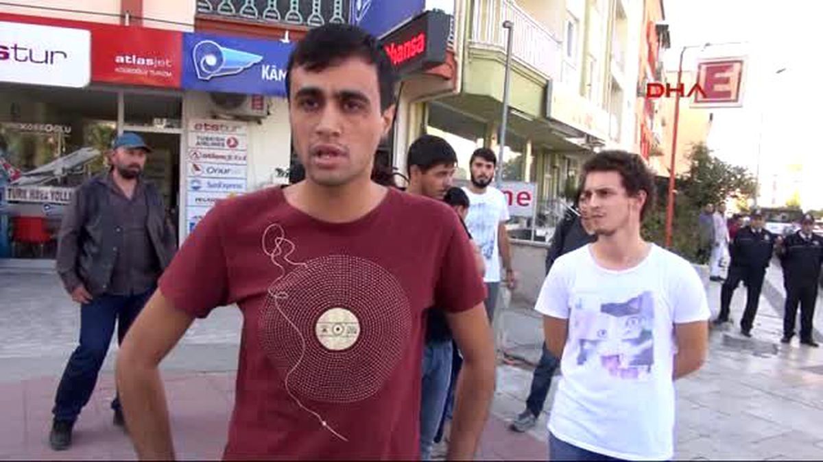 Denizli\'de AK Parti Standını Protestoya 10 Gözaltı