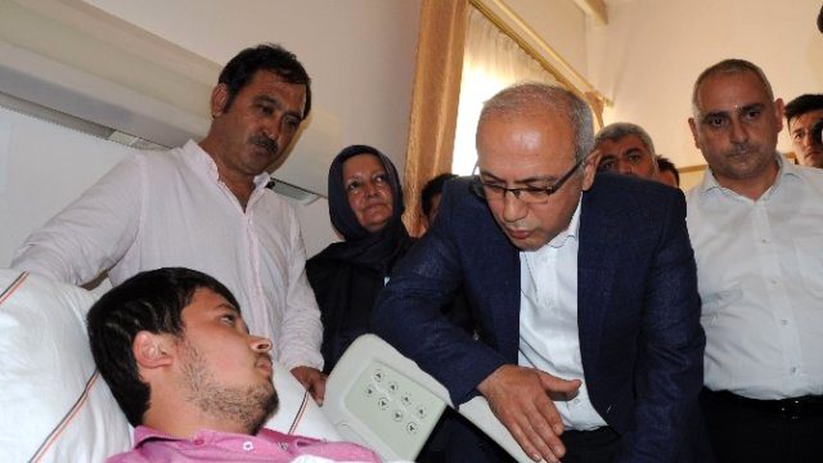 Elvan, Darp Edilen Ak Partili Genci Ziyaret Etti