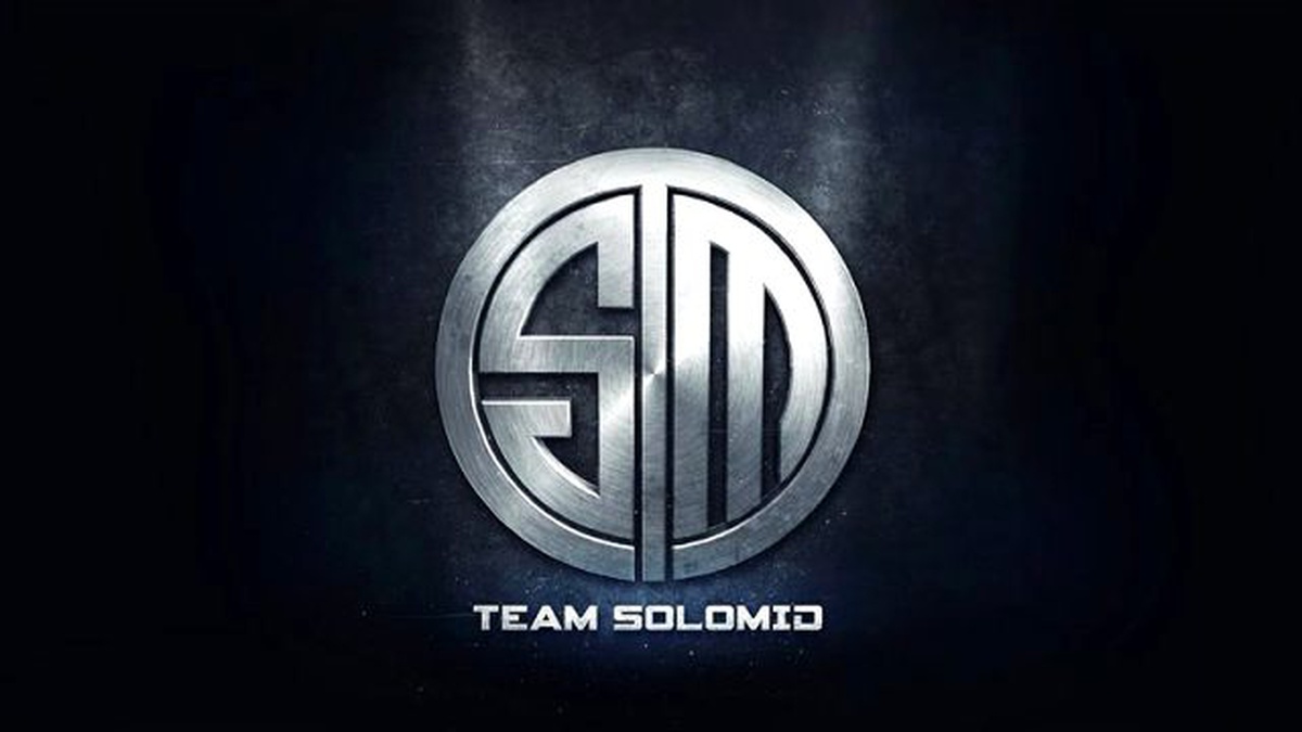 Eski Kuzey Amerika Şampiyonu Team Solomid Revizyonda