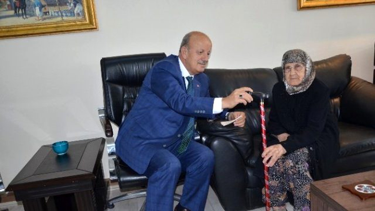 Fatma Nineden Başkana Teşekkür Ziyareti