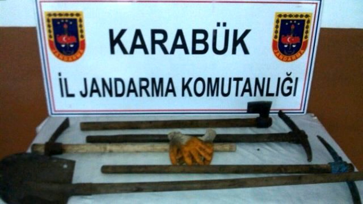 Kaçak Kazı Yapan Şahıslar Suçüstü Yakalandı