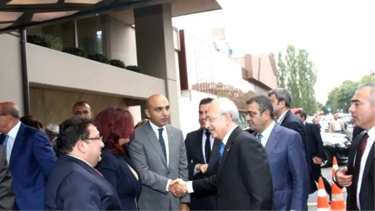 Kılıçdaroğlu Din Adamları ve Kanaat Önderleriyle Bir Araya Geldi