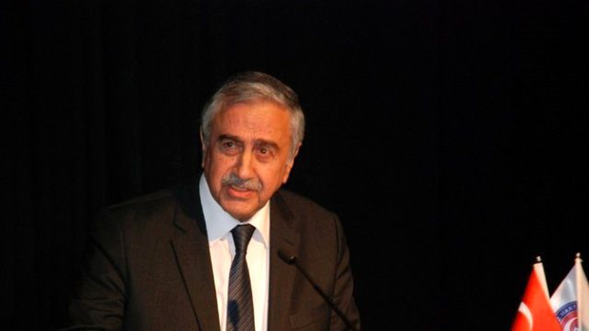 KKTC Cumhurbaşkanı Akıncı, Çomü\'de Ders Verdi