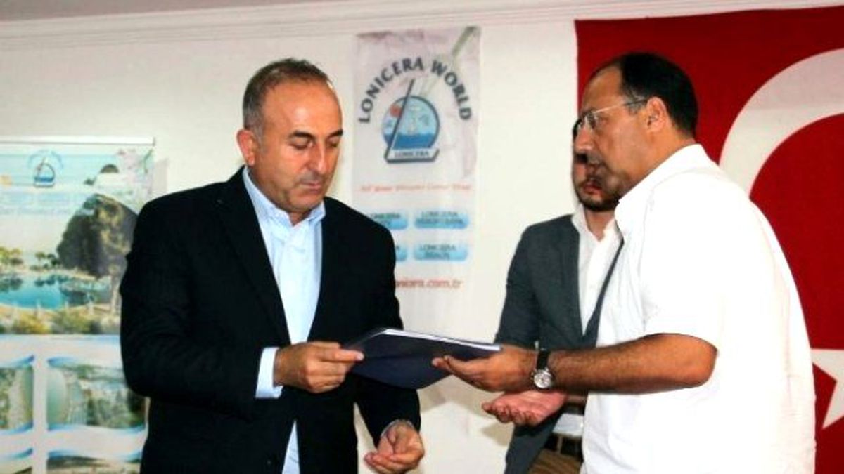 Mevlüt Çavuşoğlu, Turizmcilerle Görüştü