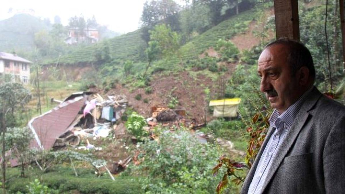 Rize\'de Şiddetli Yağış Hasara Yol Açtı
