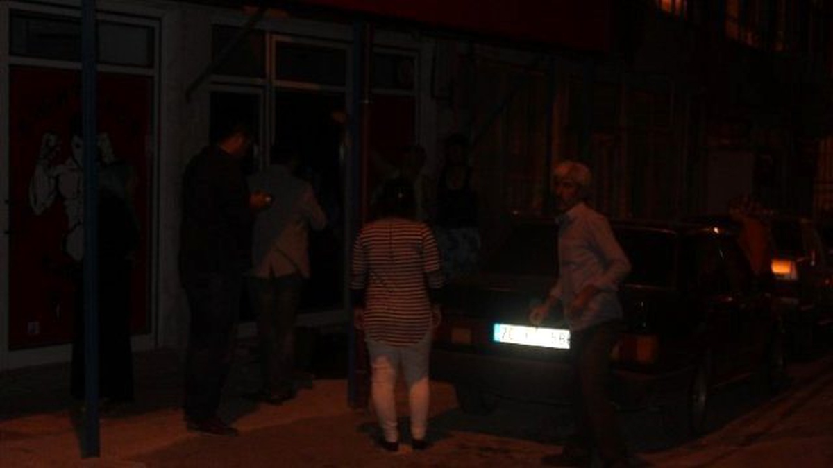 Balkonundan Düşen Yaşlı Adam Yaralandı